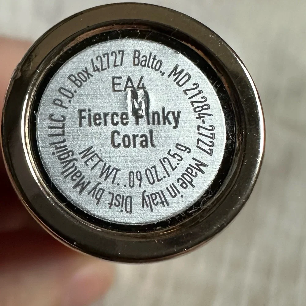 Mally- Lipstick‎ Crayon - Fierce Pinky Coral - 0.09 Oz